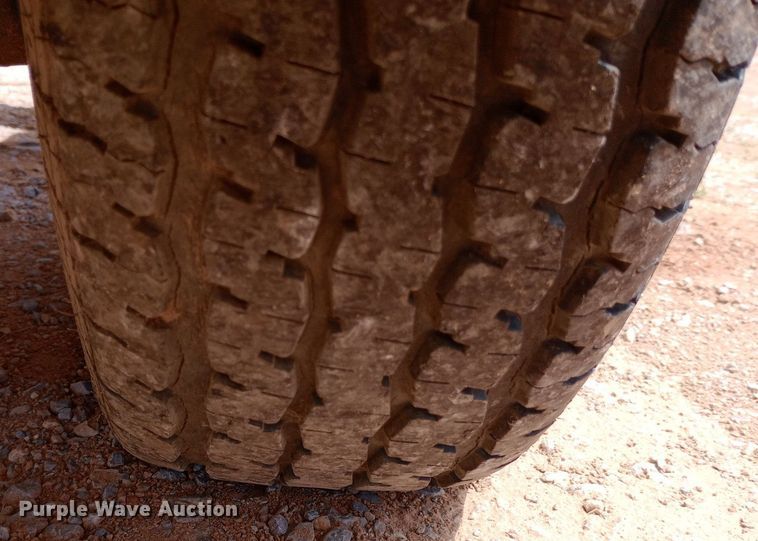 image for item DO7061 2011 Mission  pump trailer