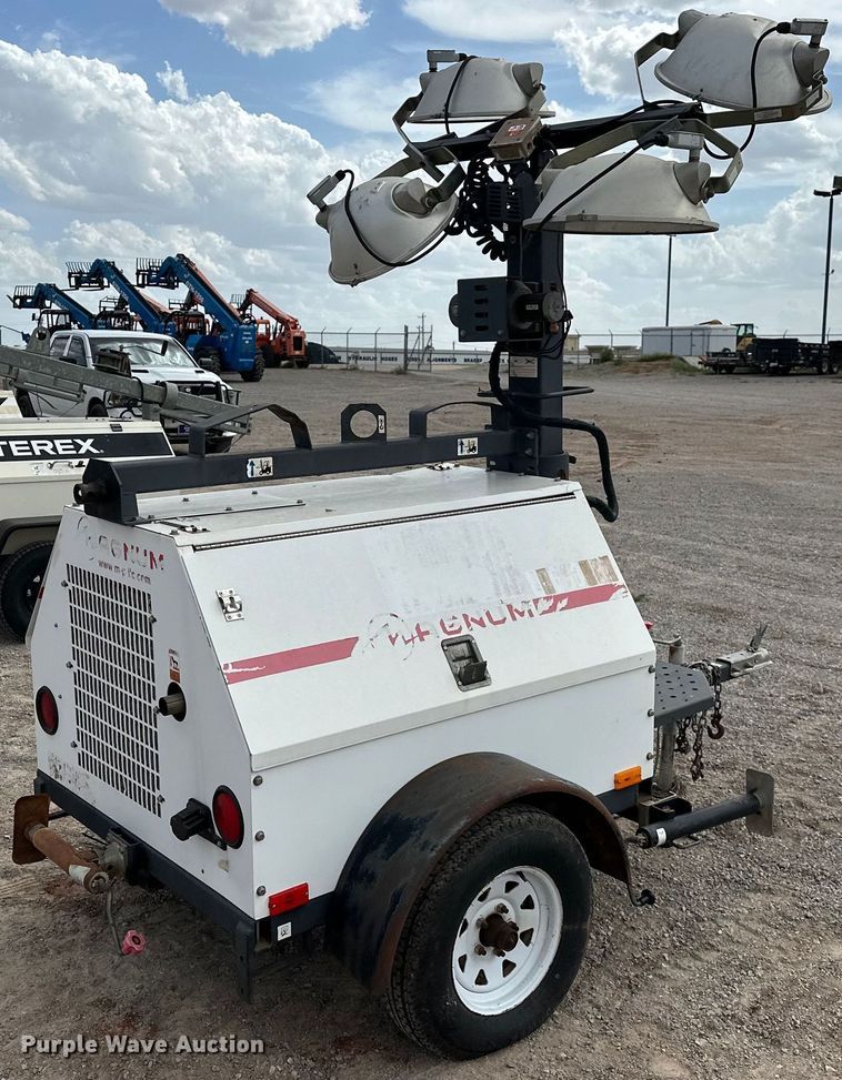 image for item DO7082 Magnum  MLT4200IV light plant