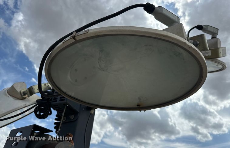 image for item DO7082 Magnum  MLT4200IV light plant