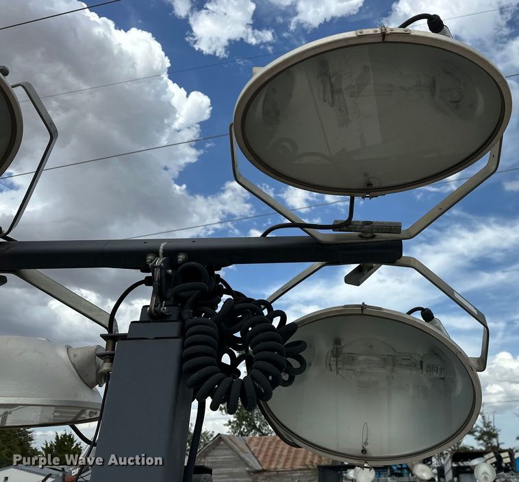 image for item DO7082 Magnum  MLT4200IV light plant