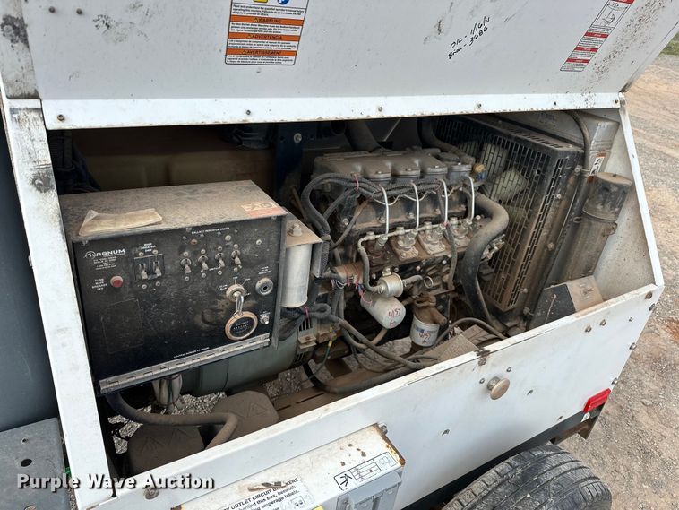 image for item DO7082 Magnum  MLT4200IV light plant