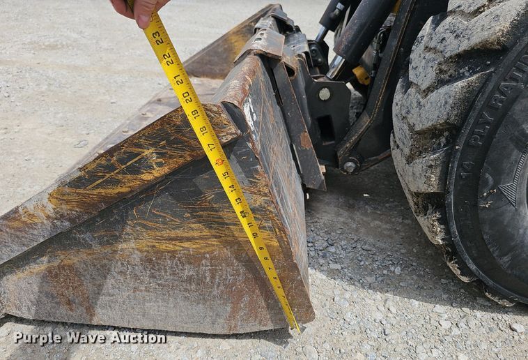 image for item DP0948 2015 New Holland L230 skid steer loader