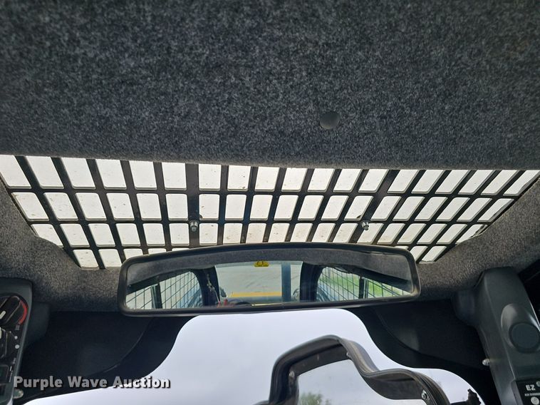 image for item DP0948 2015 New Holland L230 skid steer loader