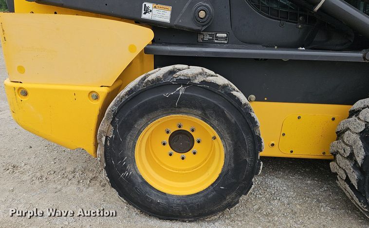 image for item DP0948 2015 New Holland L230 skid steer loader