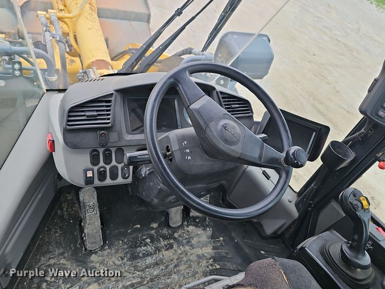 image for item DP0949 2016 Komatsu WA270-7 wheel loader