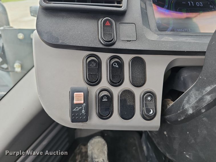 image for item DP0949 2016 Komatsu WA270-7 wheel loader