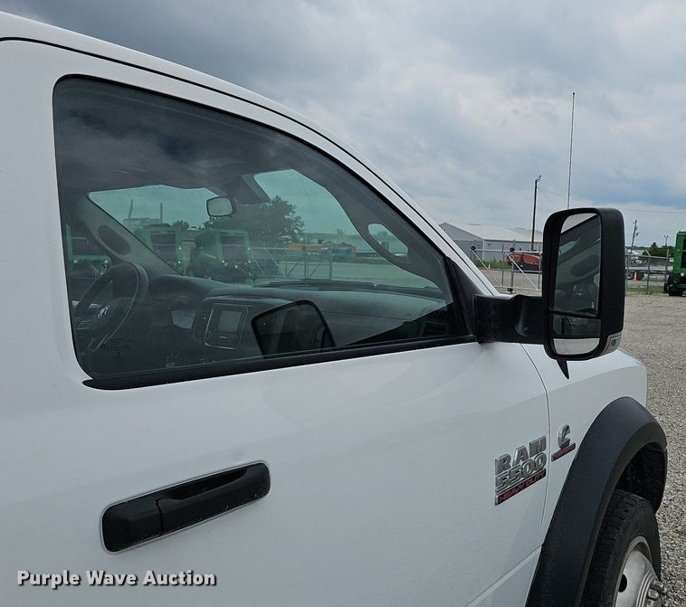 image for item DP0979 2018 Dodge Ram 5500HD utility / service truck