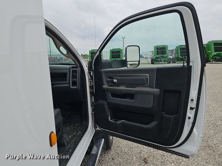 image for item DP0979 2018 Dodge Ram 5500HD utility / service truck