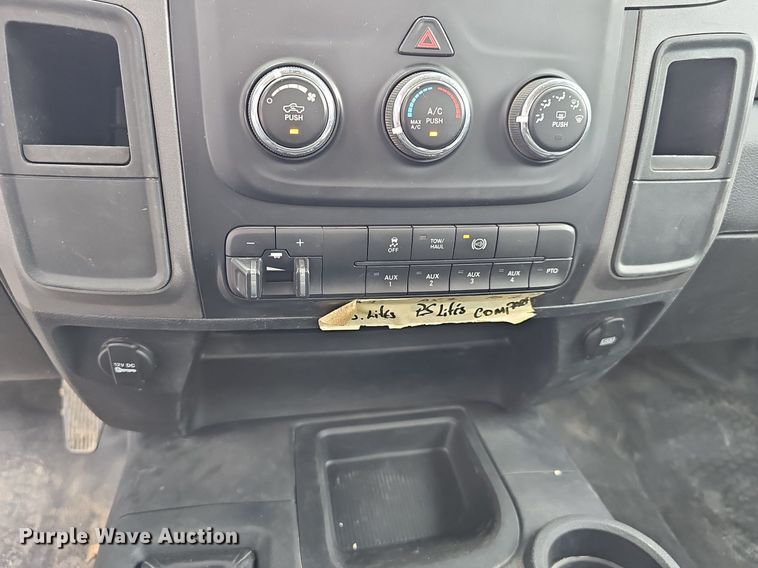 image for item DP0979 2018 Dodge Ram 5500HD utility / service truck