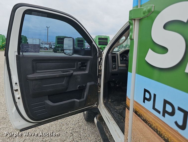 image for item DP0982 2012 Dodge Ram 5500HD utility / service truck