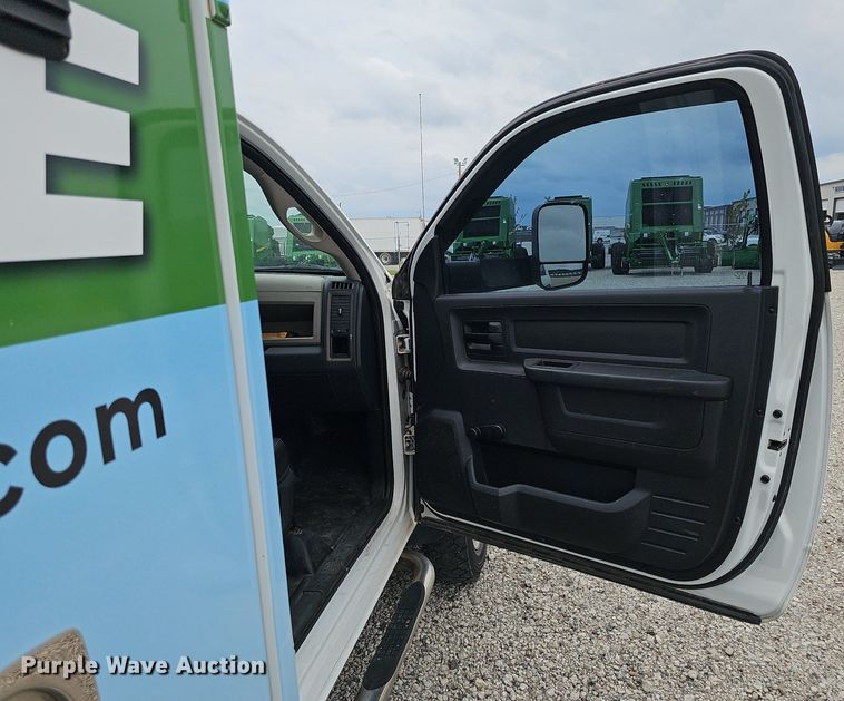 image for item DP0982 2012 Dodge Ram 5500HD utility / service truck