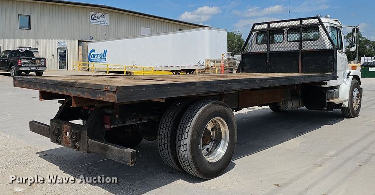 image for item DP0983 1997 Freightliner FL70 flatbed truck