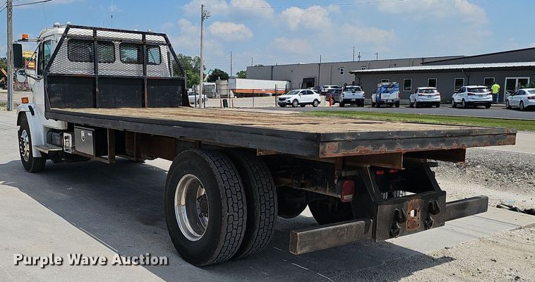 image for item DP0983 1997 Freightliner FL70 flatbed truck