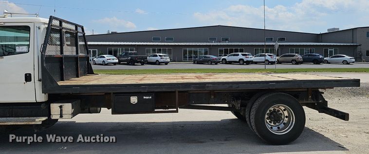 image for item DP0983 1997 Freightliner FL70 flatbed truck