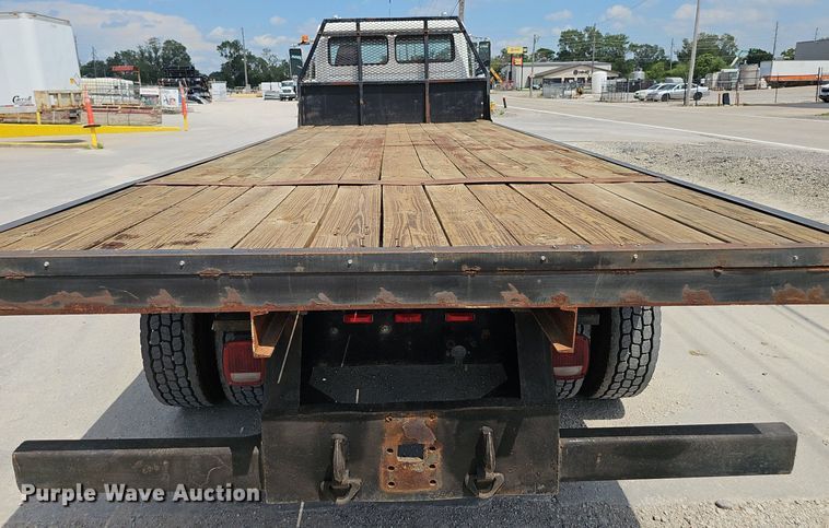 image for item DP0983 1997 Freightliner FL70 flatbed truck