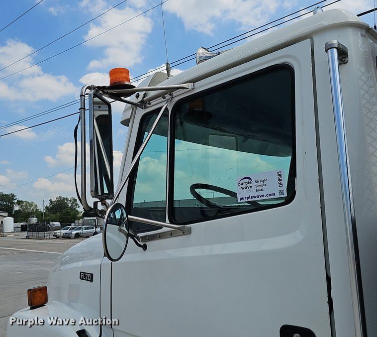 image for item DP0983 1997 Freightliner FL70 flatbed truck