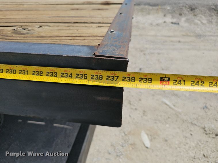 image for item DP0983 1997 Freightliner FL70 flatbed truck