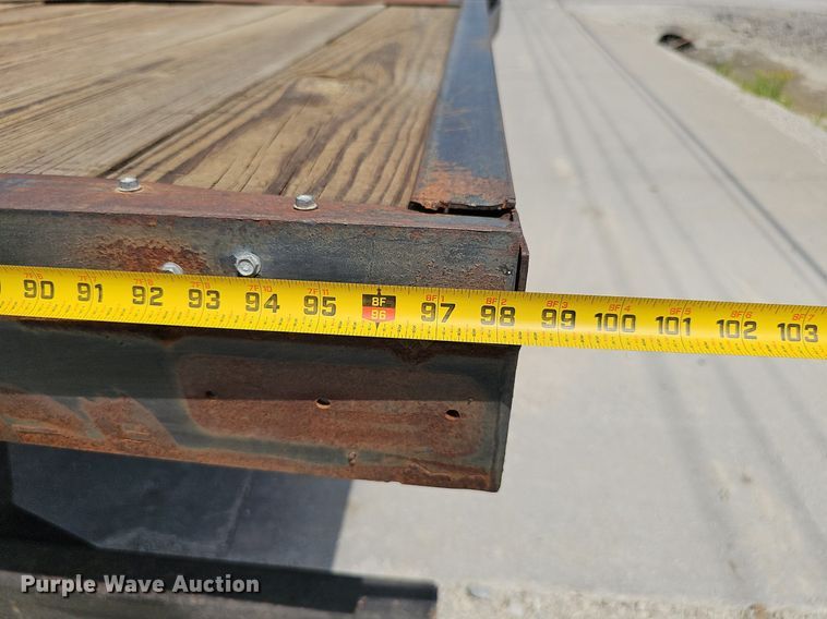 image for item DP0983 1997 Freightliner FL70 flatbed truck