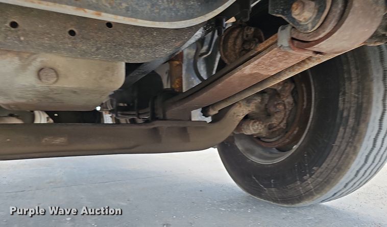 image for item DP0983 1997 Freightliner FL70 flatbed truck