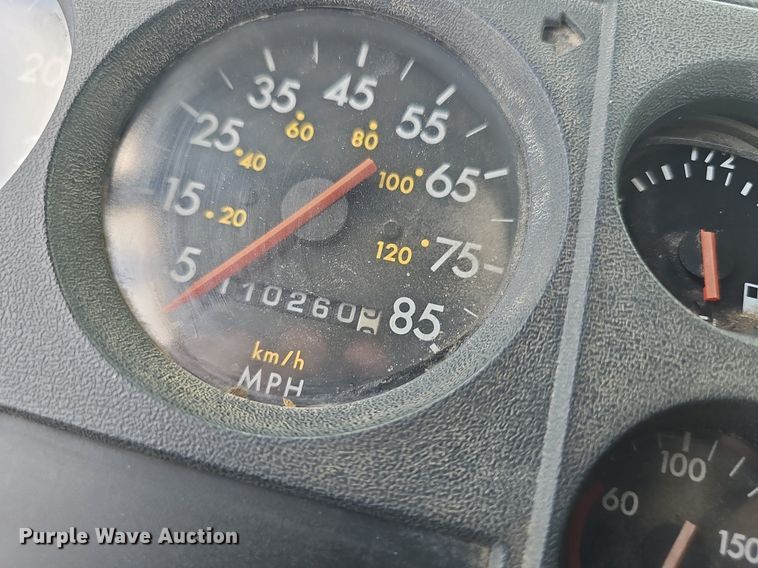 image for item DP0983 1997 Freightliner FL70 flatbed truck