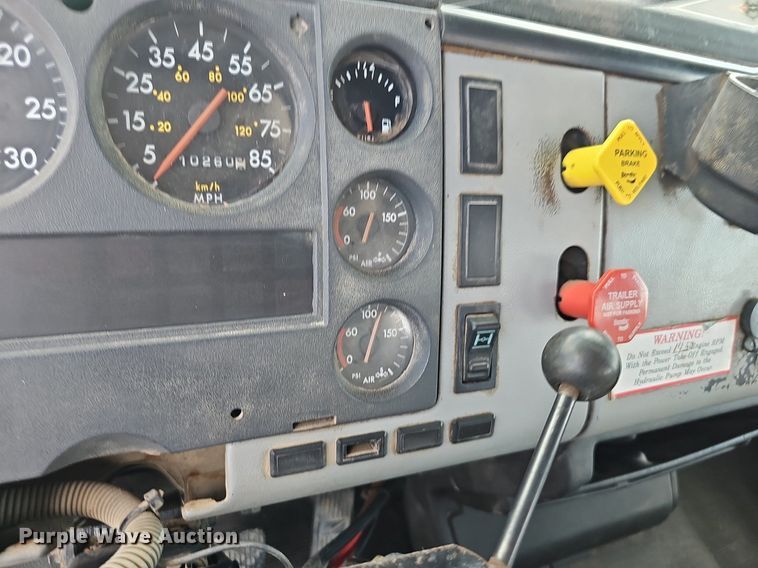 image for item DP0983 1997 Freightliner FL70 flatbed truck