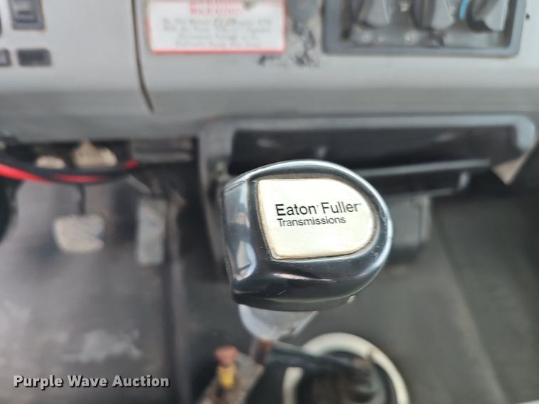 image for item DP0983 1997 Freightliner FL70 flatbed truck