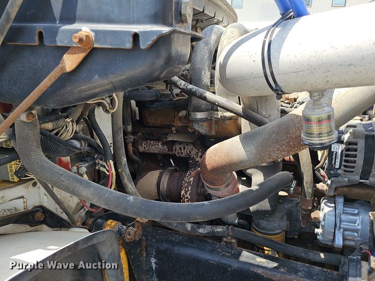 image for item DP0983 1997 Freightliner FL70 flatbed truck