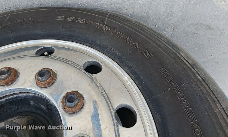 image for item DP0983 1997 Freightliner FL70 flatbed truck