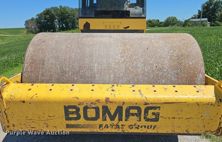 image for item DP0989 2011 Bomag BW 213DH-40 single drum vibratory roller