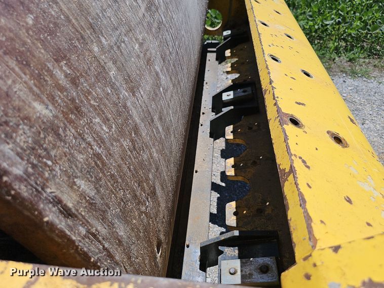 image for item DP0989 2011 Bomag BW 213DH-40 single drum vibratory roller