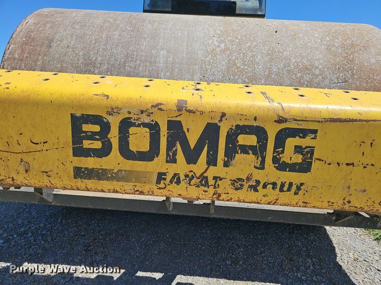 image for item DP0989 2011 Bomag BW 213DH-40 single drum vibratory roller