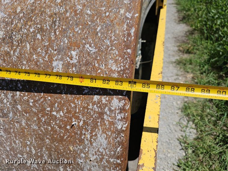 image for item DP0989 2011 Bomag BW 213DH-40 single drum vibratory roller