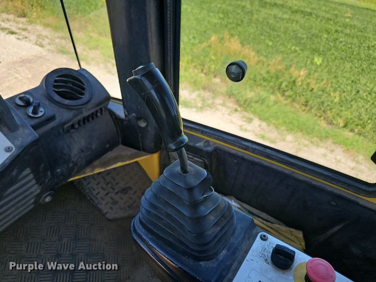 image for item DP0989 2011 Bomag BW 213DH-40 single drum vibratory roller