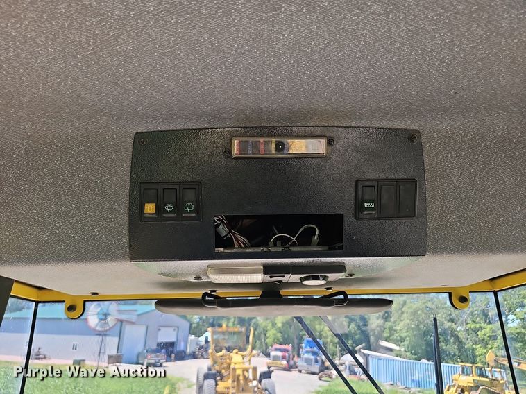 image for item DP0989 2011 Bomag BW 213DH-40 single drum vibratory roller