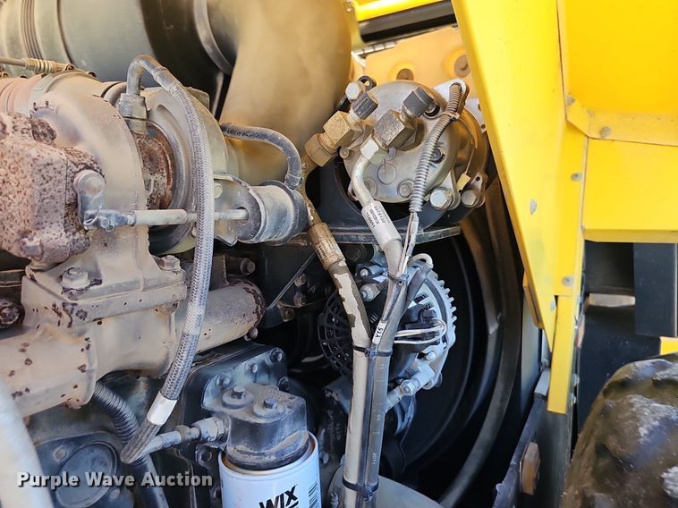 image for item DP0989 2011 Bomag BW 213DH-40 single drum vibratory roller