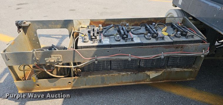 image for item DP1032 Skyjack SJIII 3226 scissor lift