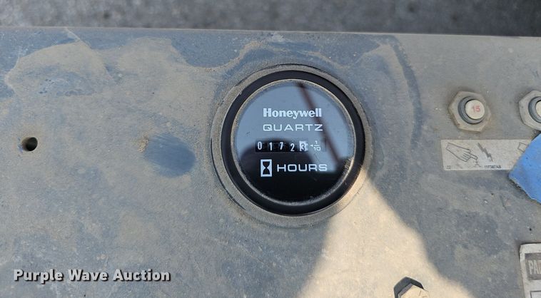 image for item DP1033 2014 Skyjack  SJIII 3219 scissor lift