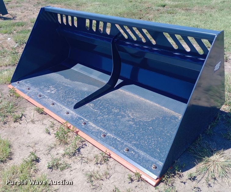 image for item DP1183 TMG TMG-SN84 skid steer bucket