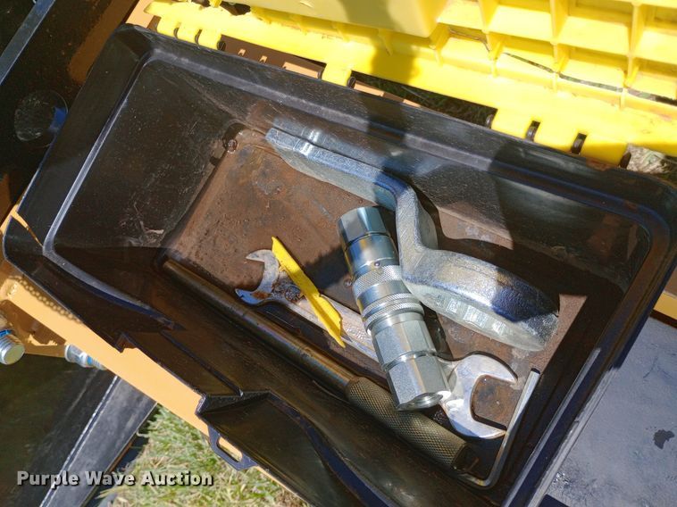 image for item DP1185 2024 Agrotk SSHH680A skid steer breaker