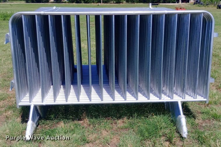 image for item DP1189 Approximately 35 fence panels