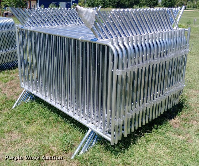 image for item DP1190 Approximately 45 fence panels