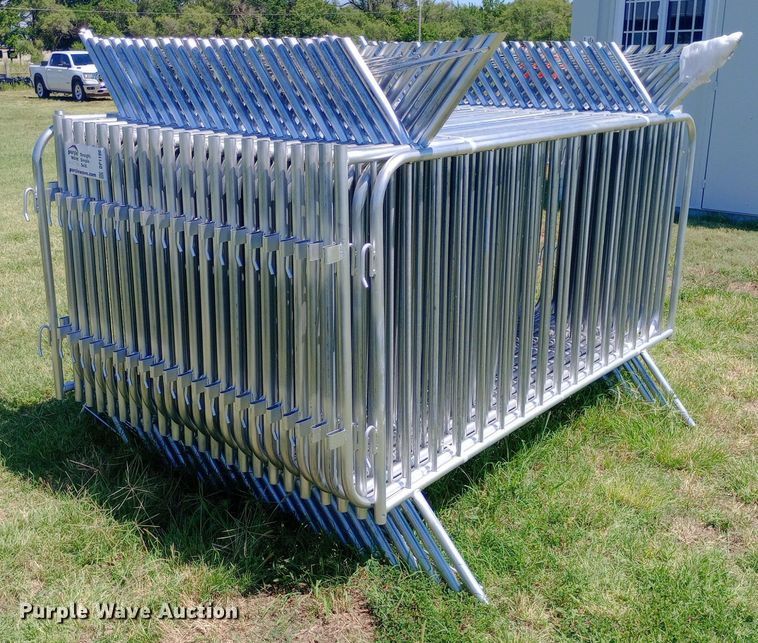 image for item DP1190 Approximately 45 fence panels