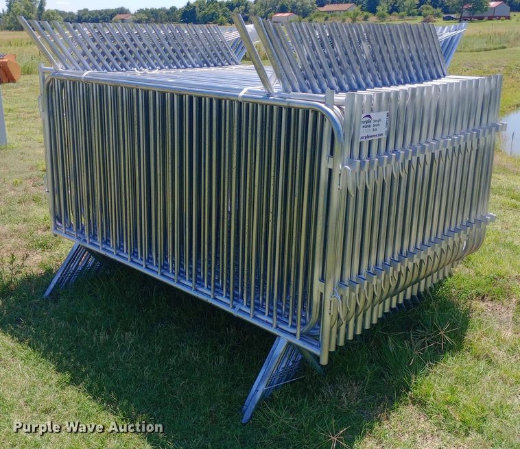 image for item DP1190 Approximately 45 fence panels