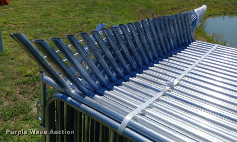 image for item DP1190 Approximately 45 fence panels