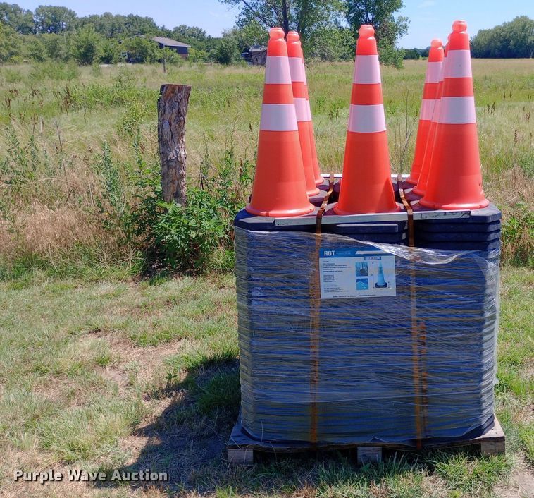 image for item DP1192 Approximately 250 traffic cones