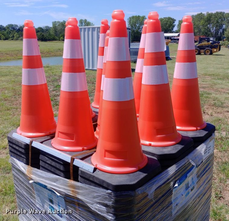 image for item DP1192 Approximately 250 traffic cones