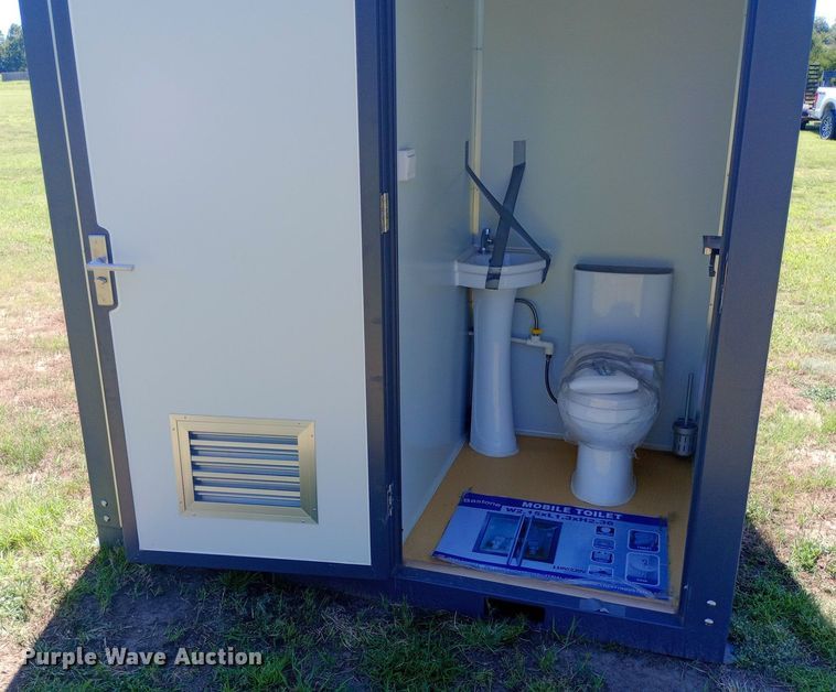 image for item DP1193 Mobile restroom