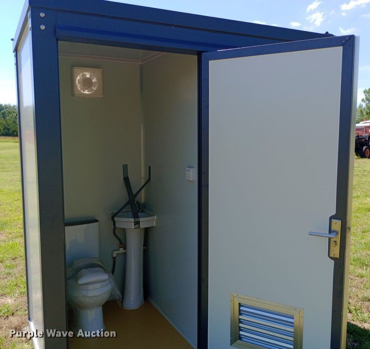 image for item DP1193 Mobile restroom