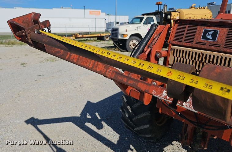 image for item DP6471 2001 DItch Witch 8020T cable plow