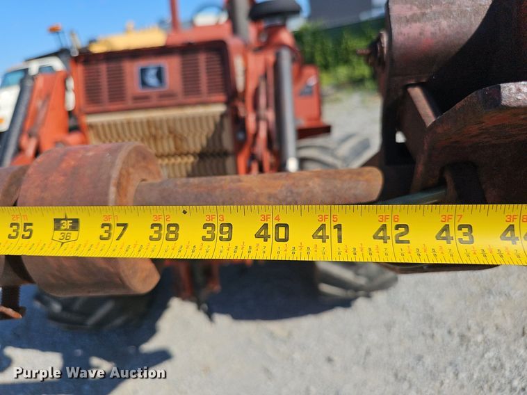 image for item DP6471 2001 DItch Witch 8020T cable plow